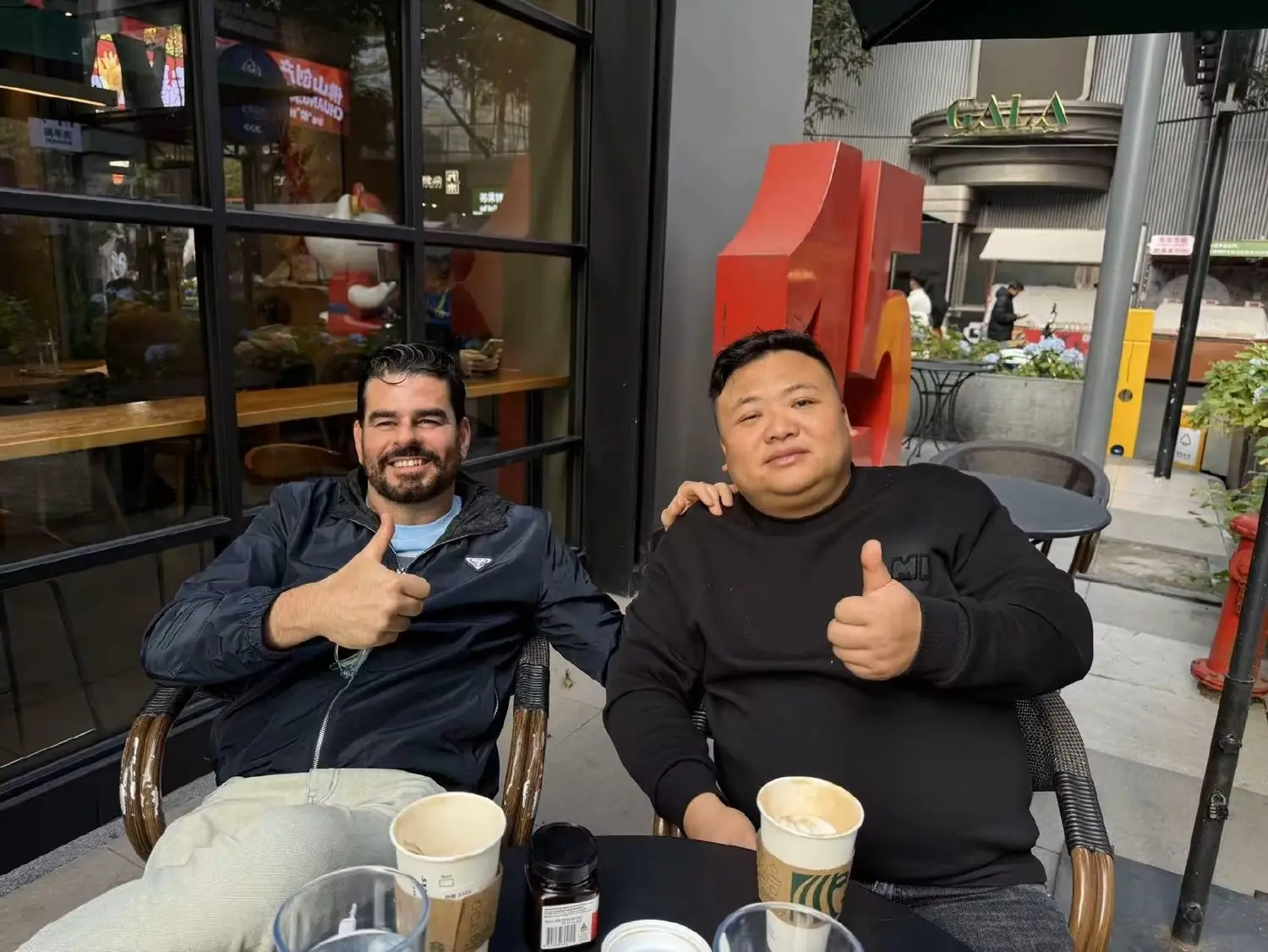 YUANQIRUN team member continuing a project conversation with an overseas client